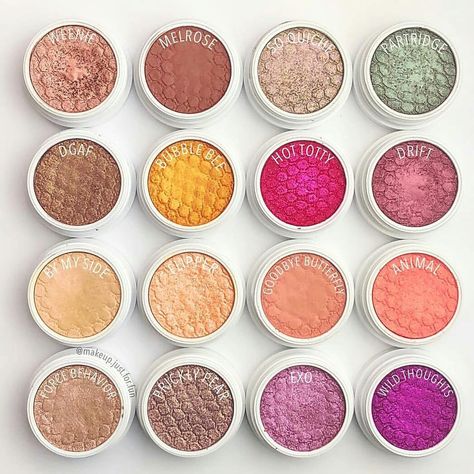 @MakeupEnvy (@makeupenvy) | Instagram Super Shock Shadow, Colourpop Super Shock, Super Shock, Memorial Day Sale, Colourpop Cosmetics, Makeup Needs, Eyeshadow Pallets, Makeup Items, Pretty Makeup