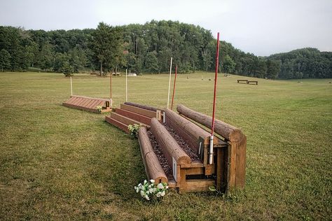 Cross Country Course Equestrian, Diy Jumps, Cross Country Course, Xc Jumps, Eventing Cross Country, Cross Country Jumps, Horsey Life, Horse Jumps, Horse Barn Designs