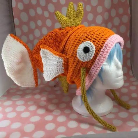 Magikarp Hat, Crochet Presents, Pokemon Hat, Pokemon Crossover, Crochet Pokemon, Funky Hats, Crochet Eyes, Hat Crochet Pattern, Pokemon Gifts