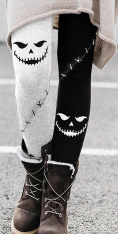 October Clothes, Halloween Scary Face, Scary Face, Color Leggings, Diy Kostüm, Scary Faces, Funny Pumpkins, Pumpkin Face, Halloween Scary