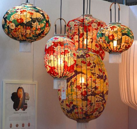 Feature Furniture, Organic Homes, Chinese Lamps, Girls Apartment, Chinese Lanterns, Dream Apartment, Cute Room Decor, Paper Lanterns, Dream House Decor