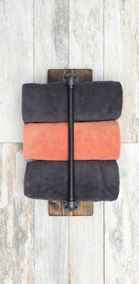 Vertical Antique Towel Bar Mount Modern Towel Holder, Bathroom Towel Storage Ideas, Hang Towels In Bathroom, Bathroom Towel Storage, Modern Towels, Rustic Industrial Decor, Decorating Bathroom, Wood Pipe, Towel Holders