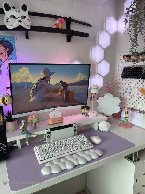 Cozy Gamer, Work Setup, Gaming Desk Setup, Chill Room, Pc Setups, Key Cap, Pinterest Room Decor, Gaming Room Setup, Cute Bedroom Decor