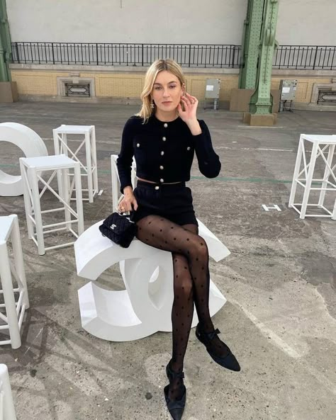 Rich Outfits, Camille Charriere, Style Moodboard, Outfits Classy, Lv Bags, Black Stockings, French Women, Inspired Outfits, 가을 패션