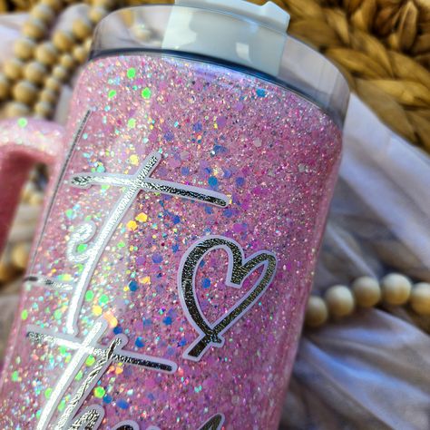 I'll be rolling out a few of these this week! Starting with Pink! The Bold Pink is still available 👀! * 40 Ounce Quenchers created with epoxy, glitter, vinyl and a whole lot of love! Surely to keep your drink hot and cold through your busy day all while serving a positive affirmation in every sip to *Let Them* #inspiration #handmade #customtumbler #epoxytumbler #handmadedrinkware #letthem #pink #glitter #glittertumbler Epoxy Tumblers, Busy Day, Glitter Vinyl, Positive Affirmation, Functional Art, Custom Tumblers, Pink Glitter, Daily Reminder, How To Stay Motivated