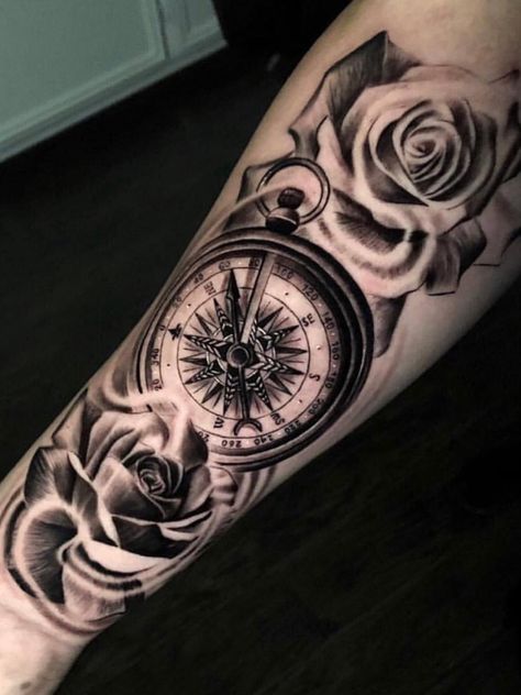 Mandala Rose Tattoo, Compass Tattoo Men, Mangas Tattoo, Compass Rose Tattoo, Rose Tattoo Sleeve, Tattoo Line, Cool Arm Tattoos, Compass Rose, Feather Tattoos