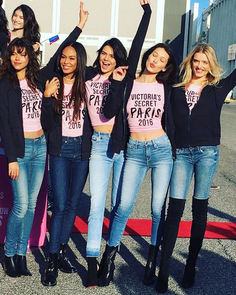 Georgia Fowler, Joan Smalls, Kendall Jenner, Bella Hadid & Lily Donaldson  as they leave NY for Angels Flight To Paris for  Victoria's Secret 2016 Fashion Show #fashionsecretsforher Victoria’s Secret Fashion Show, Victoria Secret Runway, Fashion Show 2016, Lily Donaldson, Victoria Secret Models, Vs Fashion Shows, Vs Models, Model Lifestyle, Joan Smalls