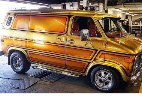 Chevy van Hippie Vans, Boogie Van, Chevy Vans, Chevy Astro Van, Vans Painted, Chevrolet Van, Gmc Vans, Vans Custom, Astro Van