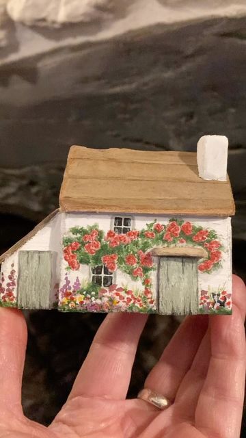 Wooden Houses Craft, Wood Block Houses, Comfort Cottage, Small Wooden Houses Craft Diy, Mini Wood House Decor, Small Painted Wooden Houses, Mini Wood Houses Craft, Scrap Wood Art, Have A Lovely Evening