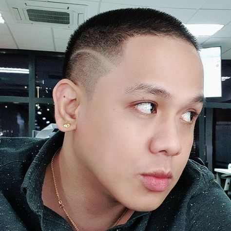 Men's short hair be like here in Pinas! Semi Kalbo Men Haircut, Men's Short Hair, Mens Haircuts Short, Haircuts For Men, Mens Fashion Casual, Short Hair Cuts, Short Hair, Short Hair Styles, Hair Cuts