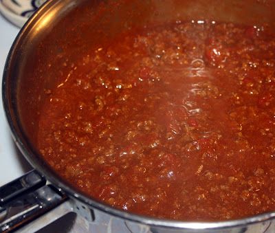 Chili made with leftover taco meat (I am putting on chili dogs for dinner) Leftover Taco Meat Recipes, Pizza Egg Rolls, Leftover Taco Meat, Taco Chili, Hamburger Dishes, Meat Chili, Taco Meat Recipes, Chilli Recipes, Taco Meat