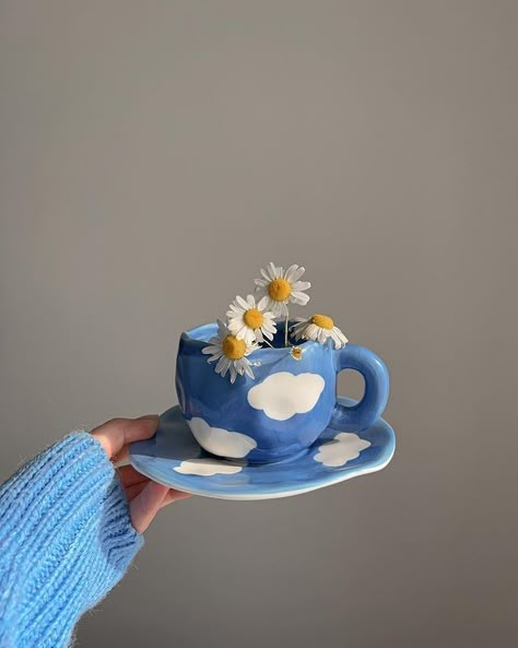 Faceless Photos, Ceramic Cafe, Cup Crafts, Instagram Ideas Post, Autumn 2023, Girly Art Illustrations, Blue Clouds, Handcrafted Ceramics, Coffee Love