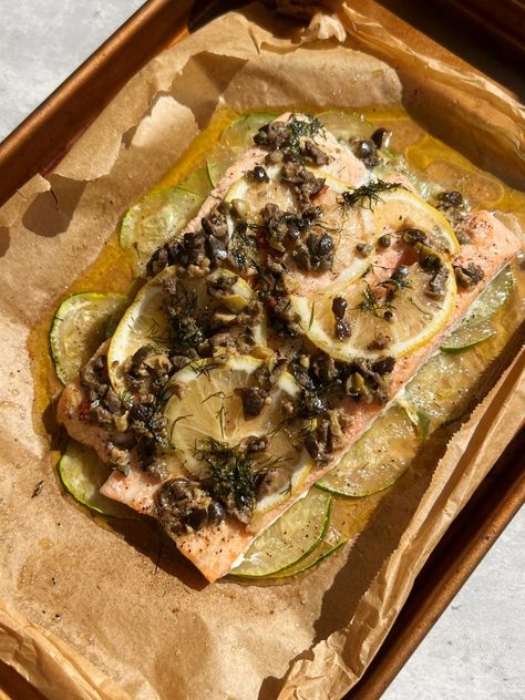 Salmon in Parchment (Salmon en Papillote) Parchment Salmon Recipes, Parchment Salmon, Salmon In Parchment, Salmon Packets, Bake Salmon, Sliced Zucchini, Best Salmon, Salmon Seasoning, Olive Tapenade