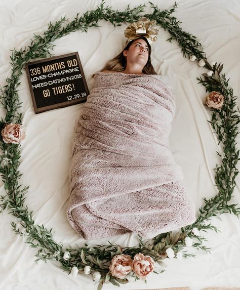 30th Birthday Ideas For Women, Birthday Photoshoot Ideas, 30th Birthday Themes, 30th Birthday Bash, Birthday Photo Shoot, 30th Birthday Funny, Halloween Fest, 30th Bday, 35th Birthday