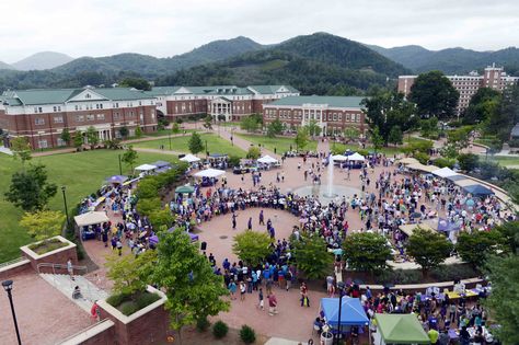 Western Carolina, Western Carolina University, University Dorms, Appalachian State University, Dorm Life, Appalachian Mountains, Scholarships For College, College Life, Take A Break