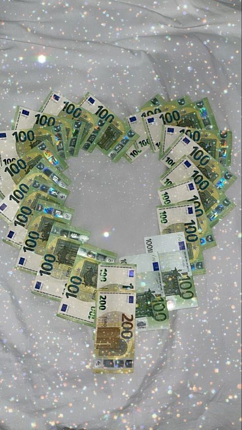 Money Euro, Money Vision Board, Fake Money, Dream Vision Board, Money On My Mind, Rich Money, Vision Board Manifestation, Manifestation Board, A Lot Of Money