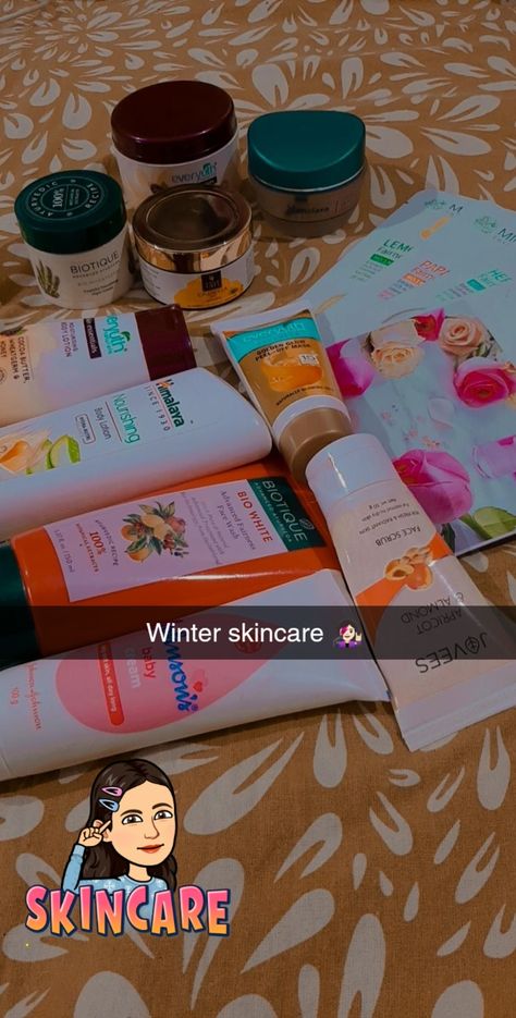 Winter Snaps Ideas, Winter Snap Ideas, Aesthetic Skincare Pictures, Skincare Snap, Skin Care Snapchat, Winter Snapchat, Captions For Guys, Snapchat Makeup, Affordable Skin Care Routine