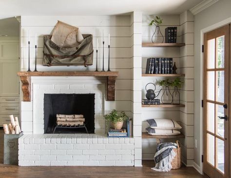 Fixer Upper wall decor using an old canvas tote bag - Life on Kaydeross Creek Fixer Upper Fireplace, Farmhouse Fireplace Ideas, Rustic Farmhouse Fireplace, Joanna Gaines Decor, Farmhouse Fireplace Mantels, Modern Farmhouse Fireplace, Fireplace Mantel Designs, White Brick Fireplace, Mantel Design