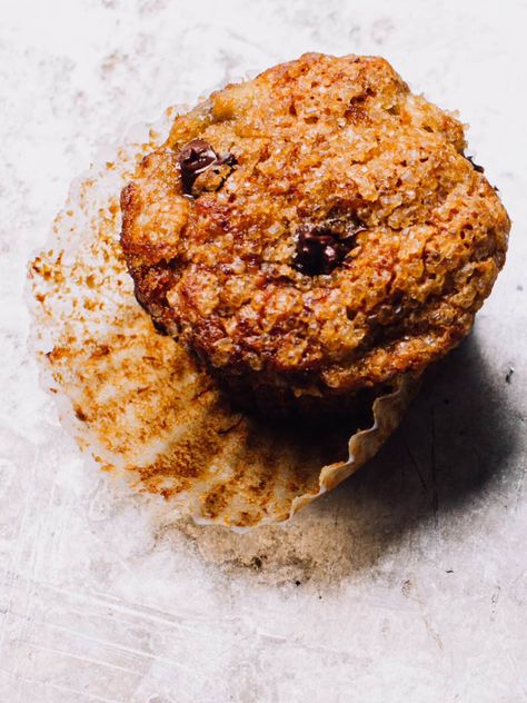 Banana Bran Muffins - Foodess Banana Bran Muffins, Bran Muffins, No Bake Desserts, Cake Desserts, Clean Eating, Muffins, Bread, Baking, Cake