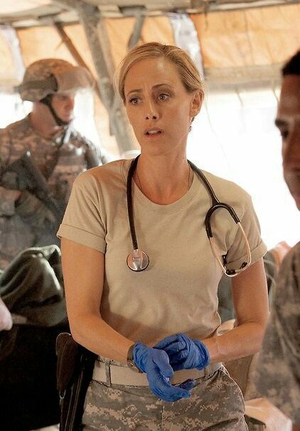 Military Medic Aesthetic, Army Medic Aesthetic, Military Nurse Aesthetic, Taking Care Of Someone, Military Nurse, Army Doctor, Most Stressful Jobs, Being A Doctor, Teddy Altman