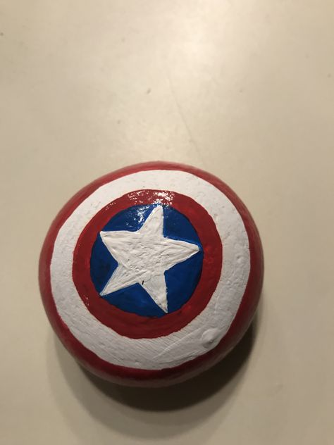 Rock Painting Ideas For Big Rocks, Marvel Rock Painting, Marvel Painted Rocks, Football Painted Rocks, Cute Rock Painting Ideas Aesthetic, Cute Rock Painting Ideas Easy Disney, Fun Rock Painting Ideas, Stone Painting Aesthetic, Rock Painting Aesthetic