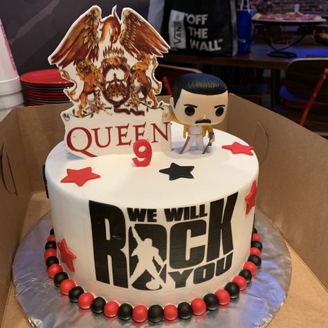 Queen Band Cake, Queen Birthday Party Ideas, Queen Cake Ideas, Freddie Mercury Cake, Bolo Rock, Freddie Mercury Birthday, Festa Rock Roll, Queens Birthday Cake, Queen Cake