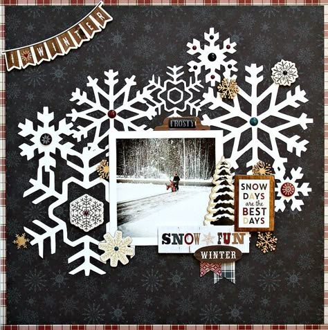 Christmas Art Journal, Winter Scrapbook Layouts, Winter Scrapbook, Winter Scrapbooking, Paper Bag Scrapbook, Christmas Scrapbook Pages, Christmas Scrapbook Layouts, Recipe Scrapbook, Scrapbooking Journal