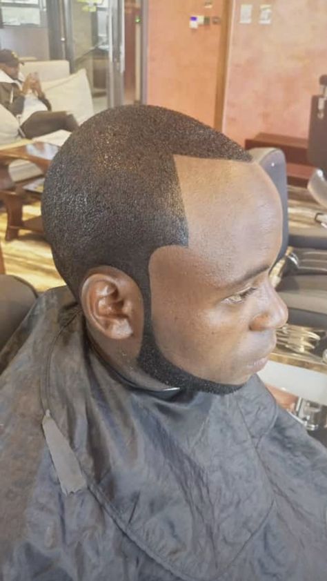 Taper Fade With Short Hair, Imagine If Ninja Got A Low Taper Fade, Overgrown Hair Men, Bald Head Man, Bald Black Man, Taper Fade Short Hair, Bald Guy, Low Taper Fade, Character Tattoos