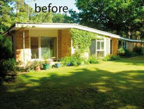 MidMod bungalow in the UK Mid Century Bungalow Renovation, Mid Century Bungalow Exterior Makeover, 60s Bungalow Makeover, Mid Century Bungalow Exterior, 70s Bungalow Renovation, Bungalow With Courtyard, Mid Century Exterior Makeover, Bungalow Renovation Before And After Uk, Mcm Bungalow