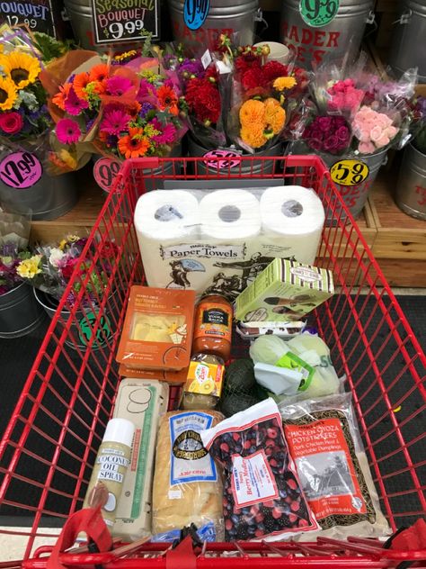 Trader Joe’s, That girl groceries, Healthy, Shopping Cart Coconut Oil Spray, Vegetable Dumplings, Butternut Squash Ravioli, Vodka Sauce, Grocery Haul, Healthy Shopping, Trader Joe’s, Meat Chickens, Trader Joe