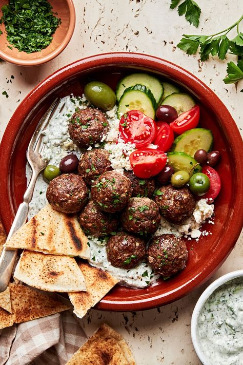 Syrian Meatballs, Meatballs For Dinner, Dinner Meatballs, Kosher Meals, Italian Spaghetti And Meatballs, Best Italian Meatball Recipe, Mediterranean Meatballs, Mediterranean Couscous Salad, East Recipes