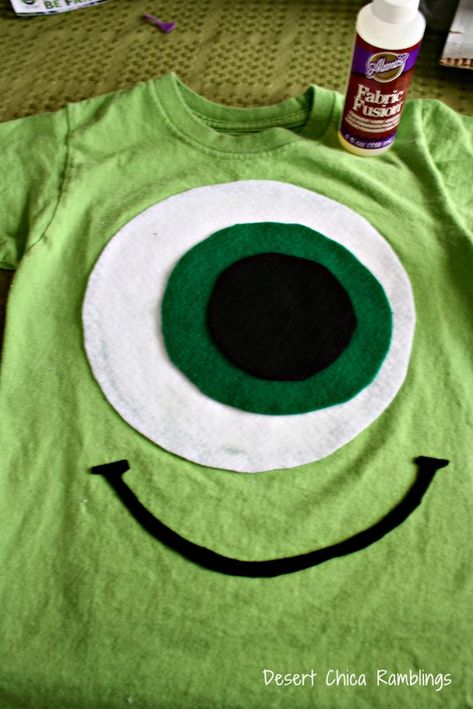 Monsters University Costumes, Diy Costumes Kids Boys, Funny Crafts, Mike And Sully, Costumes Funny, Diy Monsters, Monster Costumes, Diy Costumes Kids, Diy Shirts