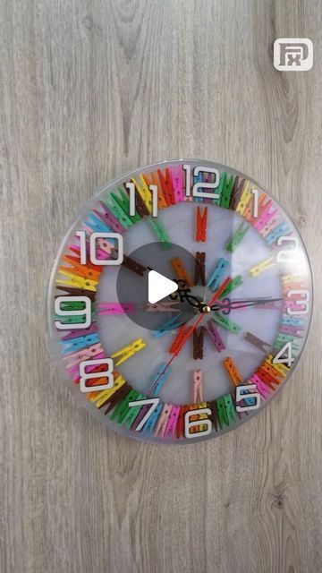 How To Make A Clock, Make A Clock, Creative Woodworking, Diy Epoxy, Diy Clock, Amazing Ideas, Travel Design, Clock Design, Fluid Art