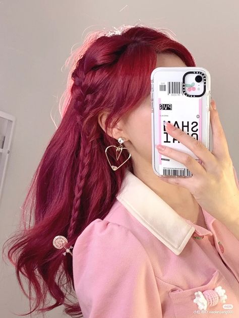 Styling Pink Hair, Fantasy Hair Dye Ideas, Red Hair With Pink Dress, Dark Cherry Pink Hair, Dark Fantasy Hair Color, Flash Pink Hair, Strawberry Hair Color Pink, Dark And Light Pink Hair, Red Pinkish Hair