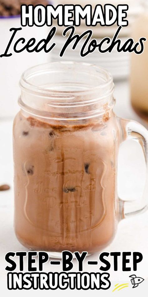 Iced Mocha Iced Mocha Recipe, Iced Mocha Coffee, Caramel Macchiato Recipe, Macchiato Coffee, Iced Caramel Macchiato, Fancy Coffee Drinks, Homemade Pumpkin Spice Latte, Ice Caramel Macchiato, Coffee Syrups