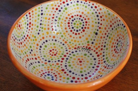 Pottery Painting Ideas For Bowls - Easy Craft Ideas #ceramic #ceramicbowls Pottery Painting Ideas, Orange Bowl, Paint Your Own Pottery, Pottery Painting Designs, Keramik Design, Painted Plates, Pottery Classes, Diy Pottery, Bowl Designs