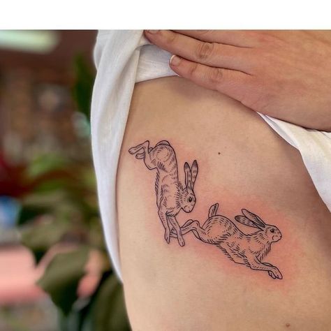 Rabbit Tattoo, Bunny Tattoos, Rabbit Tattoos, Watership Down, Cute Little Tattoos, Tattoo Style Drawings, Knee Tattoo, Baby Tattoos, Rib Tattoo