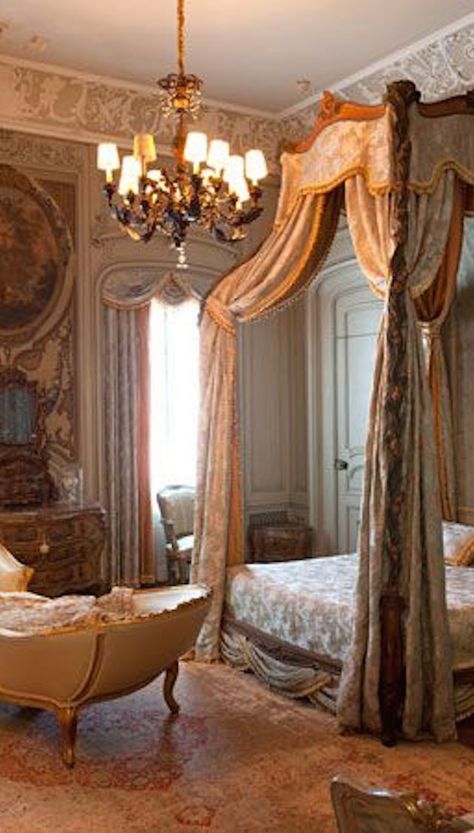 The Chateau Bed Crown, French Bedroom, Dreamy Bedrooms, Elegant Bedroom, French Interior, Design Del Prodotto, French Decor, Beautiful Bedding, Beautiful Bedrooms