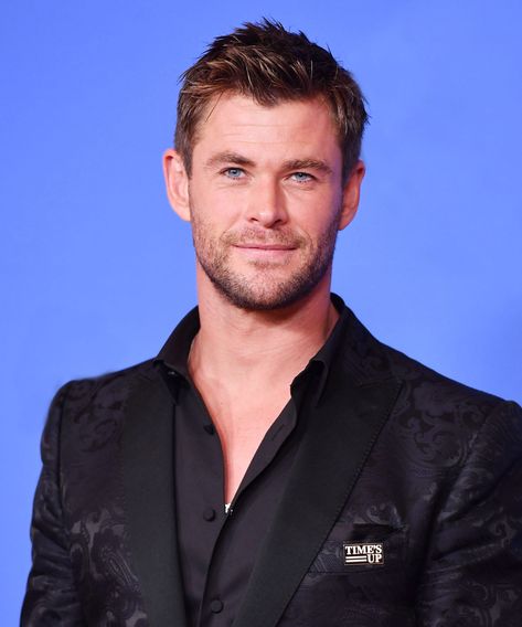 Thor Avengers, Artist Film, Chris Hemsworth Thor, Superhero Costume, Australian Actors, Black Actors, Actors Images, Super Hero Costumes, Hollywood Actor