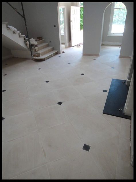 Georgian Floor Tiles, Modern Tile Floor Kitchen, Exterior Natural Stone, Entrance Tiles, Modern Kitchen Tile Floor, Room Tiles Floor, Natural Stone Paving, Modern Floor Tiles, Hall Tiles