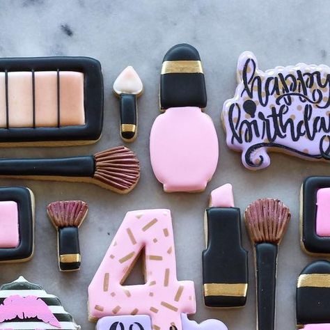 Kimberlee Marlow on Instagram: "For the little girl who loves make up! Happy 4th birthday Leni!💗💄💋 // Make up cookie designs + tutorial from @sweetambs . . . . #dessertdaily #dessertdailybakery #makeup #makeupcookies #cookies #sugarcookies #cookieart #cookiedecorating #decoratedcookies #customcookies #azcookies #arizonacookies #royalicingcookies #instacookies #cookiesofinstagram" Make Up Cookies Decorated, Up Cookies Decorated, Make Up Cookies, Makeup Cookies, Up Cookies, Happy 4th Birthday, Cookies Decorated, Fall Birthday, 11th Birthday