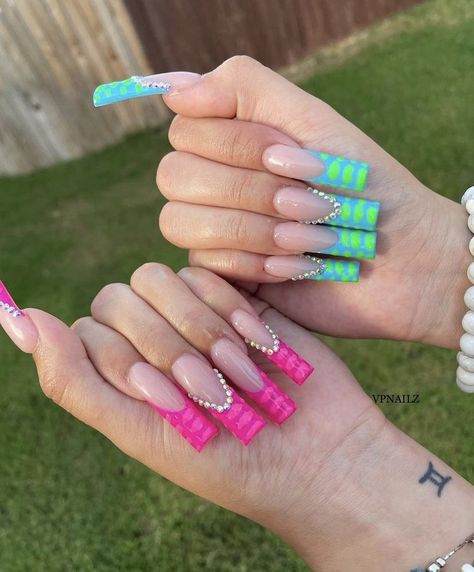 Crocodile Nails, Croc Nails, Lime Nails, Long Acrylic Nail Designs, Baby Nails, Nails Design With Rhinestones, Colored Acrylic Nails, Fall Acrylic Nails, Long Acrylic Nails Coffin