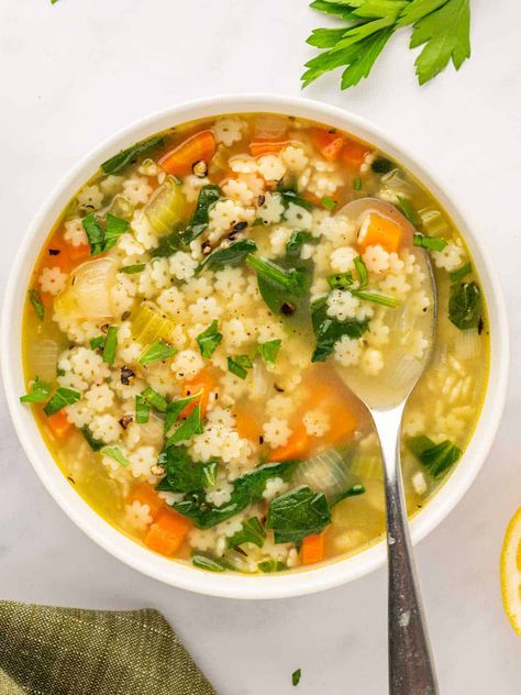 Comforting pastina soup – a blend of tiny pasta, flavorful broth, and fresh veggies. Healthy, quick, and perfect for cozy meals. Veggie Pastina Soup, Italian Pastina Soup, Italian Pastina, Pastina Soup, Rice Paper Recipes, Tiny Pasta, Healing Soup, Pasta Soup, Small Pasta