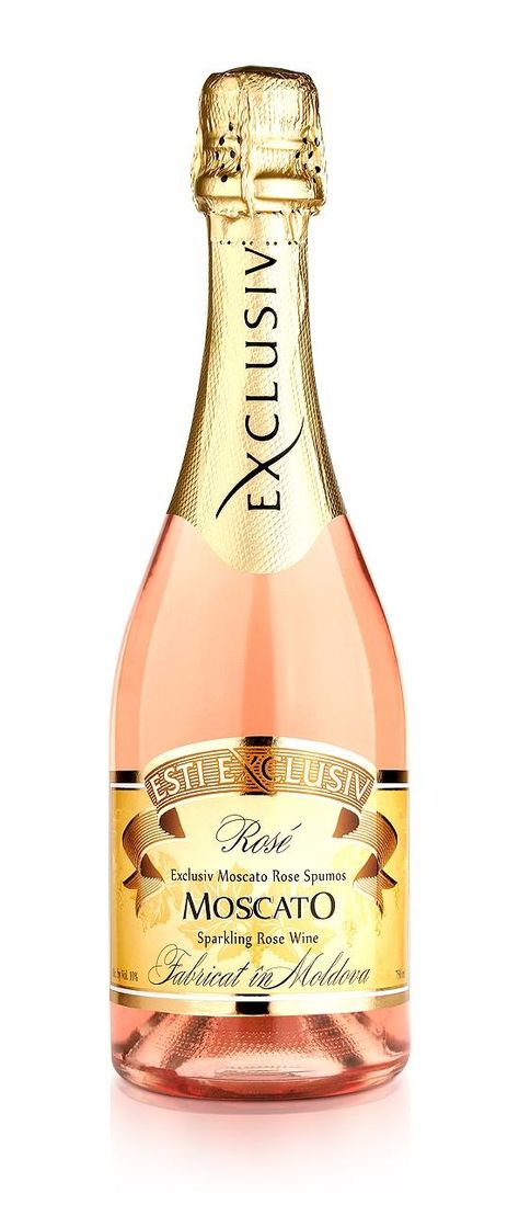 Rose Moscato Moscato Wine, Sweet Wine, Wine Cheese, Moscato, Wine Time, Adult Drinks, Pinot Noir, Sparkling Wine, Fine Wine