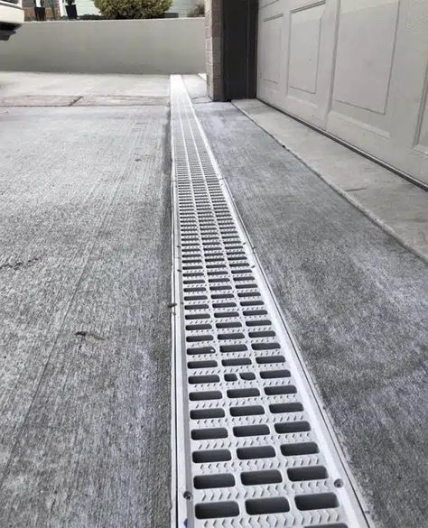 What You Need to Know About Selecting the Right Garage Trench Drain - Swiftdrain Trench Drain Systems Garage Floor Drain Ideas, Garage Floor Drain, Driveway Drain, Drainage Grates, Trench Drain Systems, Backyard Drainage, Yard Drainage, Patio Remodel, Trench Drain