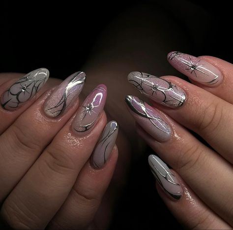 Cyberpunk Aesthetic Nails, Aesthetic Silver Nails, Cybersigilism Nail Art, Aespa Nails Designs, Aespa Core Nails, Cyberpunk Nail Art, Cybersigil Nails, Cyberpunk Nails Design, Y2k Nails Silver