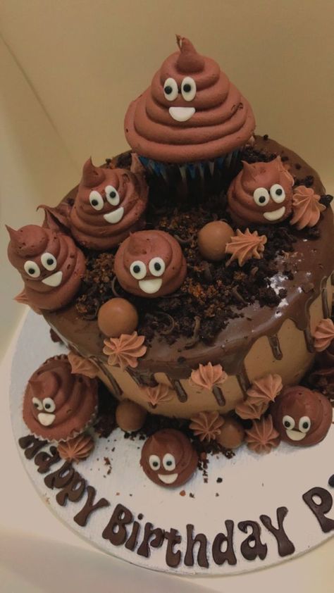 Poop Cake, Cake Designs For Kids, Food Snap, Snap Story, 30th Birthday Decorations, October 5th, Adult Birthday Cakes, Funny Birthday Cakes, Poop Emoji