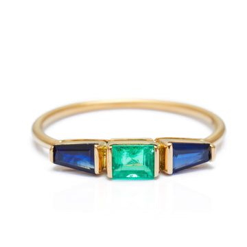 Five Golden Rings, Graduation Rings, Green Emerald Ring, Emerald Blue, Future Engagement Rings, Colored Gemstones, Golden Ring, Jewelry Brand, Emerald Jewelry