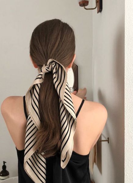 Growing Out Bangs, Scarf Hairstyles, The Mirror, Hair Accessories For Women, Hair Day, Diy Hairstyles, Black Women Hairstyles, Scarf Styles, Summer Hairstyles