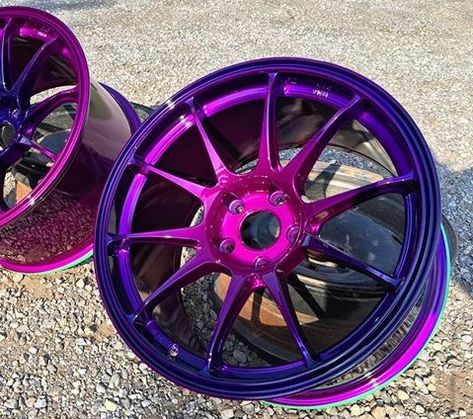 Purple Rims Cars, Purple Miata, Purple Car Accessories, Aesthetic Cars Wallpaper, Car Modification Ideas, Purple Cars, Most Luxurious Car, Cars Tattoo, Rolls Royce Car